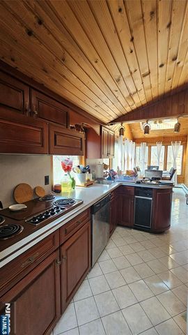 534 Hamburg Turnpike, West Milford, NJ 07480