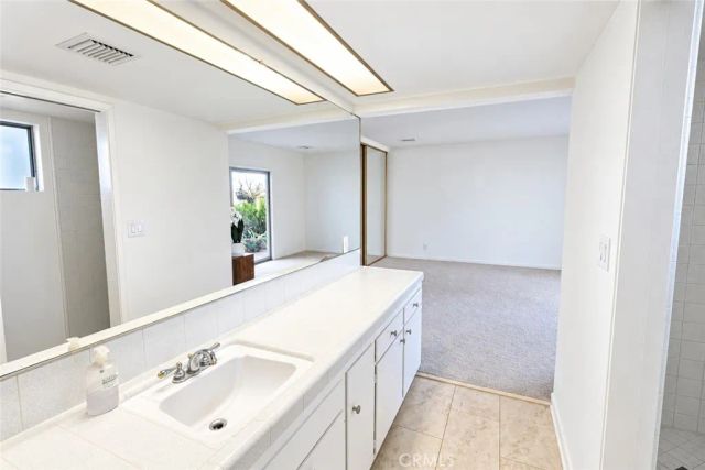 2572 Silver Ridge, Los Angeles, CA 90039