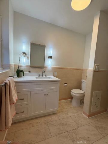 2572 Silver Ridge, Los Angeles, CA 90039