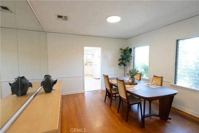 2572 Silver Ridge, Los Angeles, CA 90039