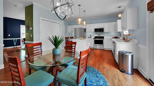 3605 E Baywood Lane E, Greenville, NC 27834