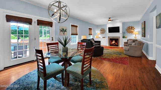 3605 E Baywood Lane E, Greenville, NC 27834