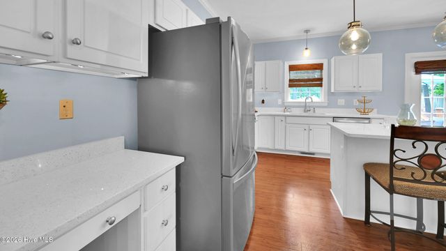 3605 E Baywood Lane E, Greenville, NC 27834