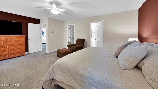 3605 E Baywood Lane E, Greenville, NC 27834