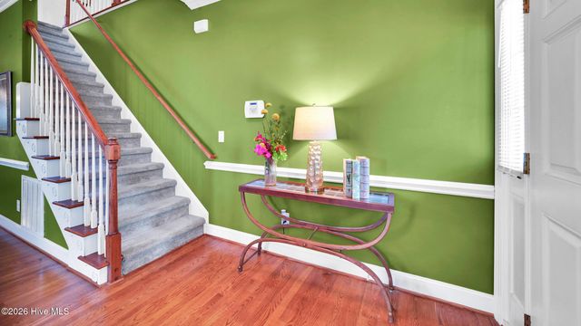 3605 E Baywood Lane E, Greenville, NC 27834