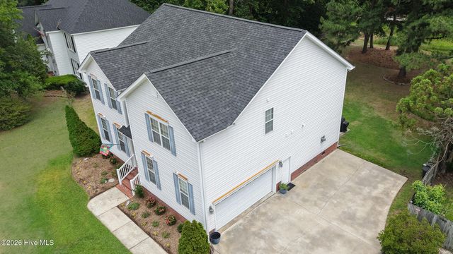 3605 E Baywood Lane E, Greenville, NC 27834