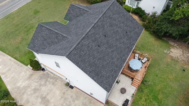 3605 E Baywood Lane E, Greenville, NC 27834