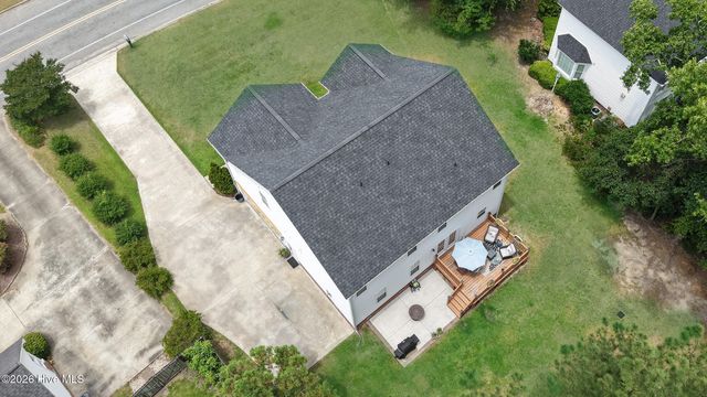 3605 E Baywood Lane E, Greenville, NC 27834