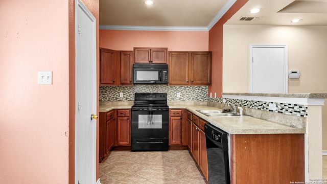 6315 Aspen HL, San Antonio, TX 78238