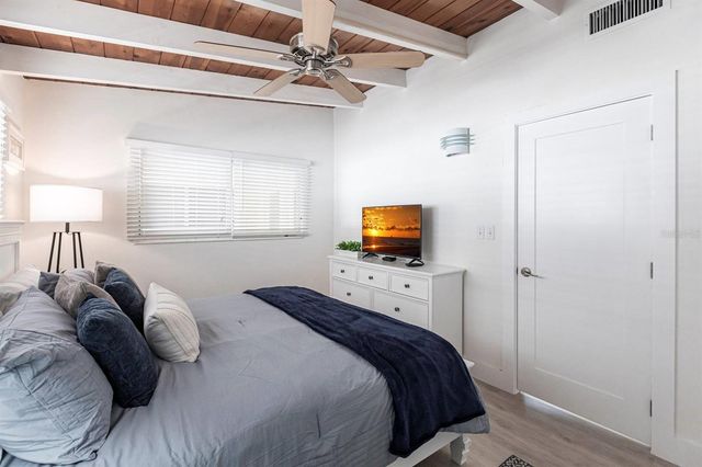 6006 MIDNIGHT PASS ROAD 14, Sarasota, FL 34242