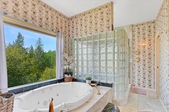 1890 John Muir Dr, Colfax, CA 95713
