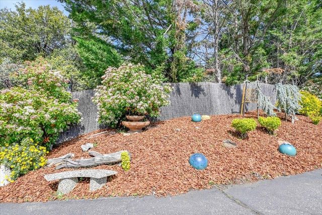 1890 John Muir Dr, Colfax, CA 95713
