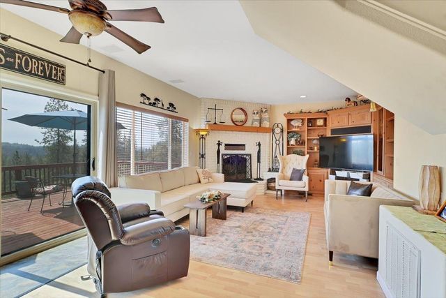 1890 John Muir Dr, Colfax, CA 95713