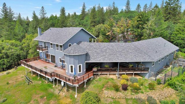 1890 John Muir Dr, Colfax, CA 95713