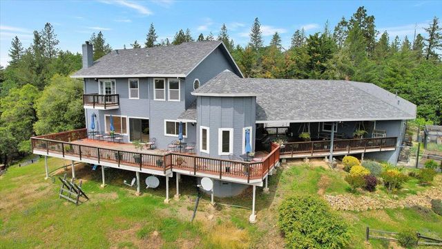 1890 John Muir Dr, Colfax, CA 95713