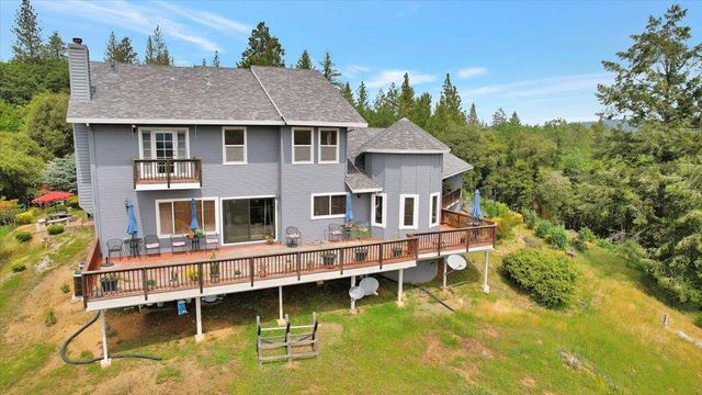 1890 John Muir Dr, Colfax, CA 95713