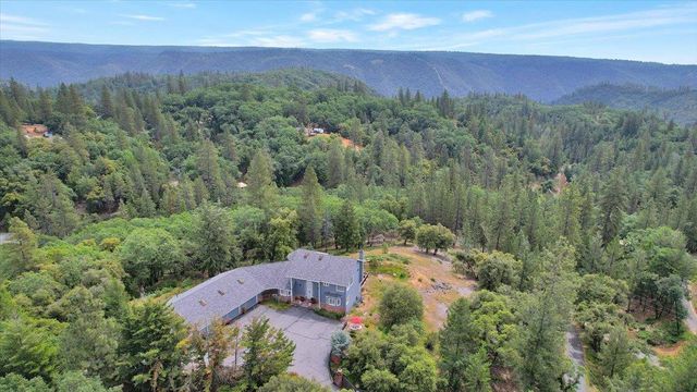 1890 John Muir Dr, Colfax, CA 95713