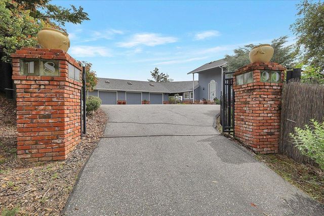 1890 John Muir Dr, Colfax, CA 95713