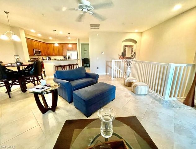 9050 Capistrano ST N 4102, Naples, FL 34113