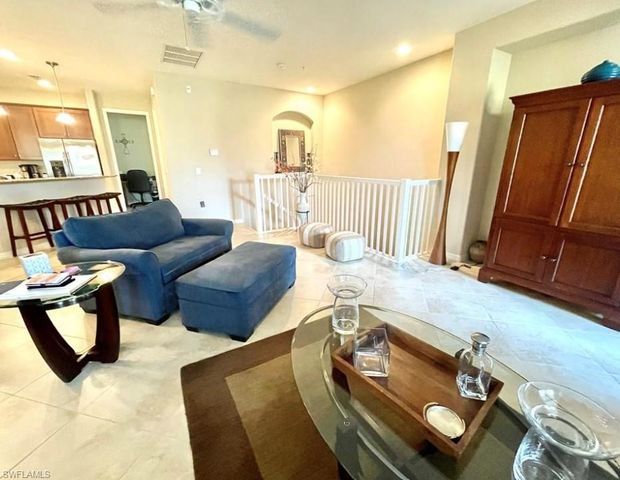 9050 Capistrano ST N 4102, Naples, FL 34113