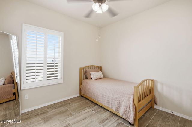 221 REIGATE Drive, Horizon City, TX 79928