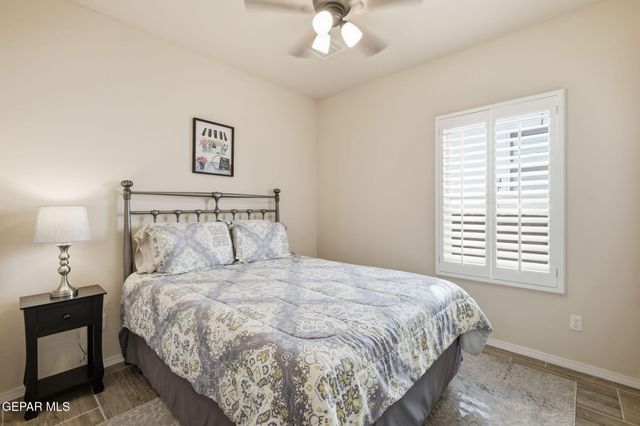 221 REIGATE Drive, Horizon City, TX 79928