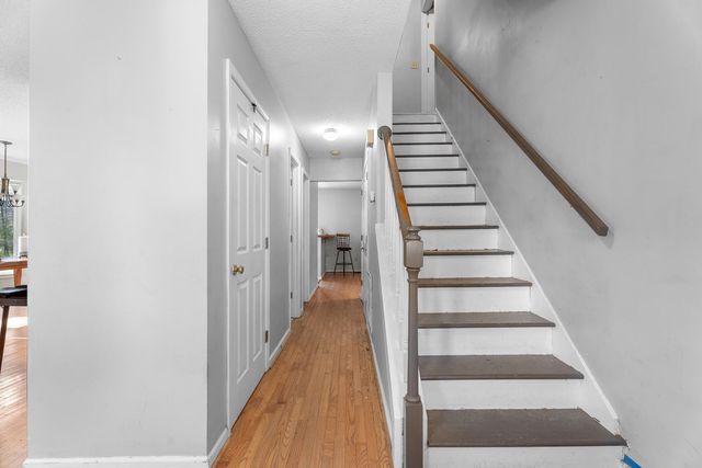 204 Burwood Drive, Simpsonville, SC 29681