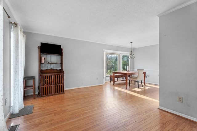 204 Burwood Drive, Simpsonville, SC 29681