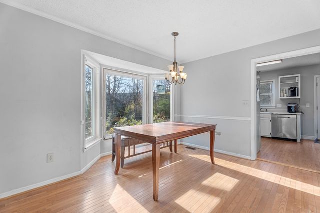 204 Burwood Drive, Simpsonville, SC 29681