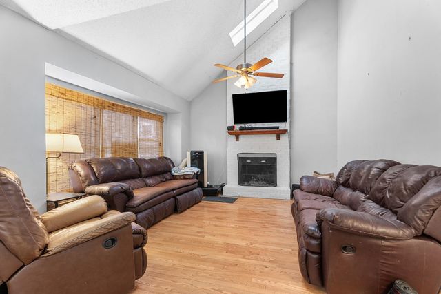 204 Burwood Drive, Simpsonville, SC 29681