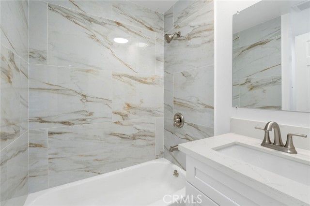 217 43rd, Manhattan Beach, CA 90266