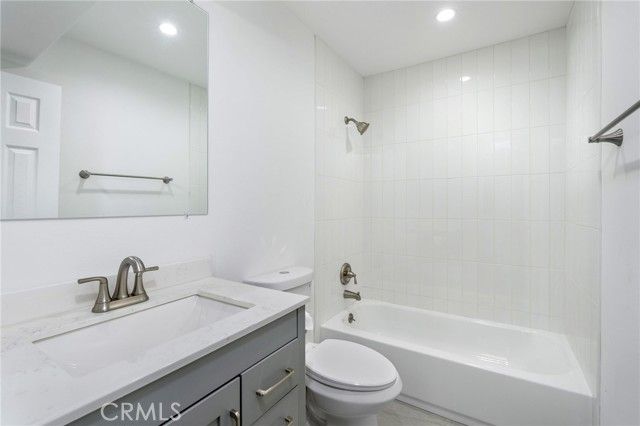 217 43rd, Manhattan Beach, CA 90266