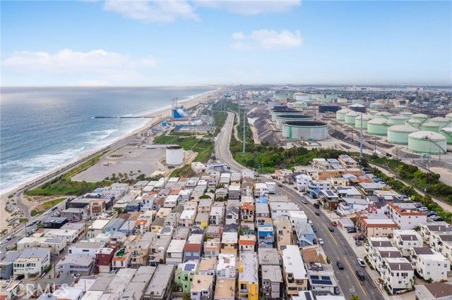 217 43rd, Manhattan Beach, CA 90266