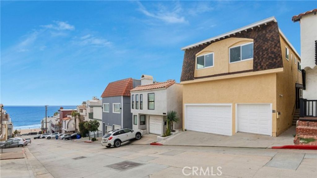 217 43rd, Manhattan Beach, CA 90266