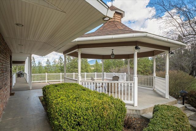 2012 S Molter Rd, Liberty Lake, WA 99019