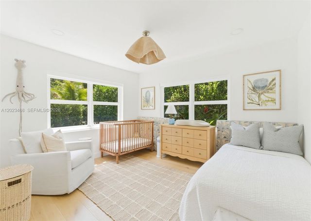 7350 SW 65th Avenue, South Miami, FL 33143