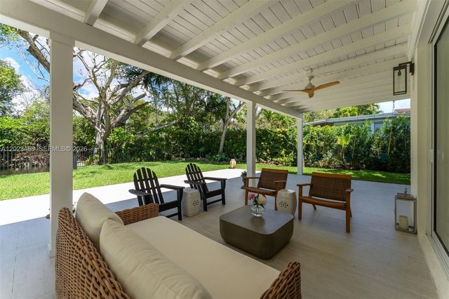 7350 SW 65th Avenue, South Miami, FL 33143