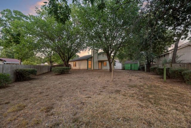 2804 Weston Drive, Denton, TX 76209