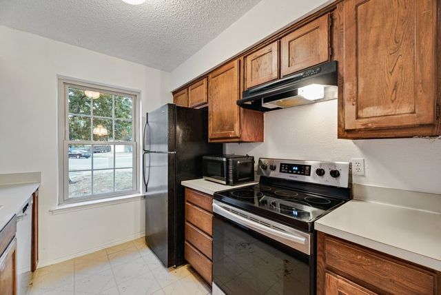 2804 Weston Drive, Denton, TX 76209