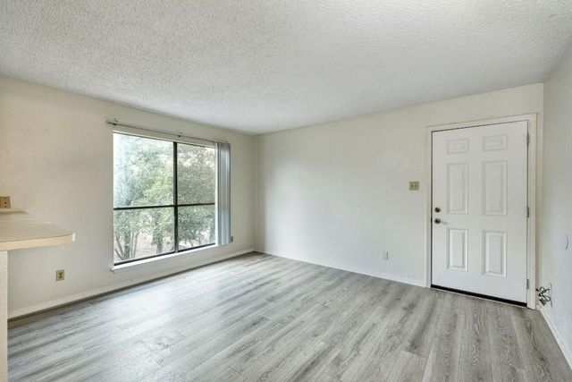 506 Willow ST 6, Bertram, TX 78605