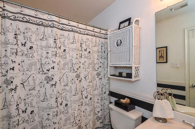 1403 Divin Drive, Rosenberg, TX 77471