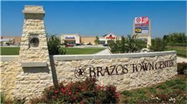 1403 Divin Drive, Rosenberg, TX 77471