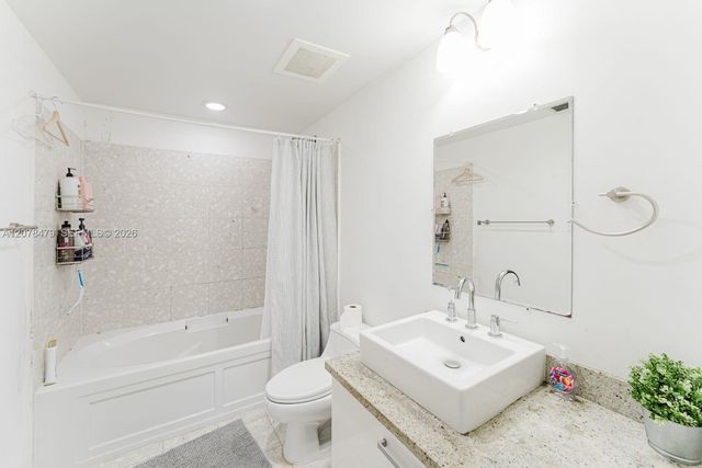 185 SW 7th Street 3609, Miami, FL 33130
