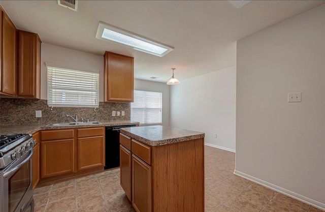 5242 Espuela Lane, Baytown, TX 77521