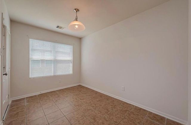5242 Espuela Lane, Baytown, TX 77521