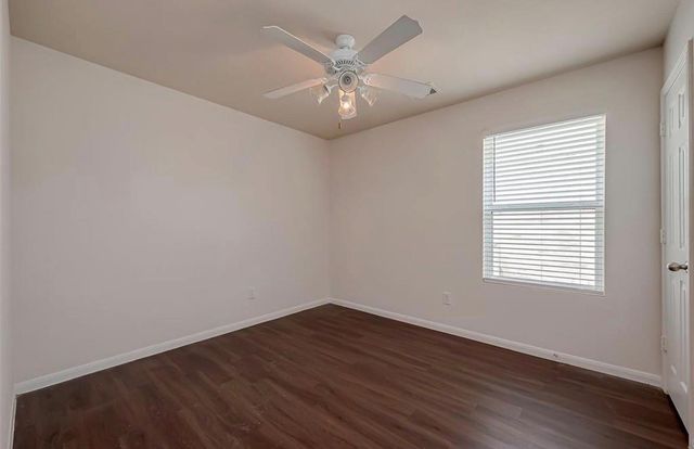 5242 Espuela Lane, Baytown, TX 77521