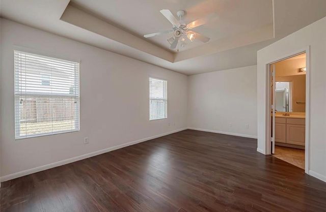 5242 Espuela Lane, Baytown, TX 77521
