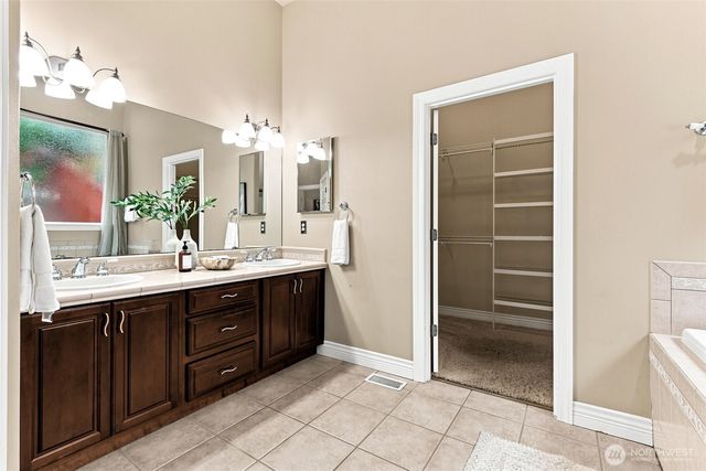 8703 Bedington Drive SE, Olympia, WA 98513