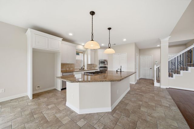 4817 West Fork Boulevard, Conroe, TX 77304