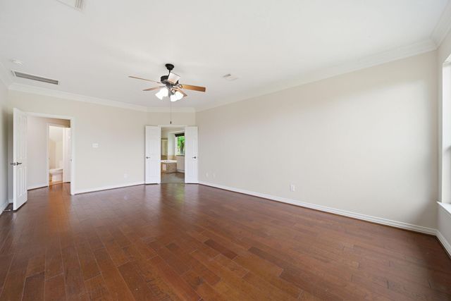 4817 West Fork Boulevard, Conroe, TX 77304